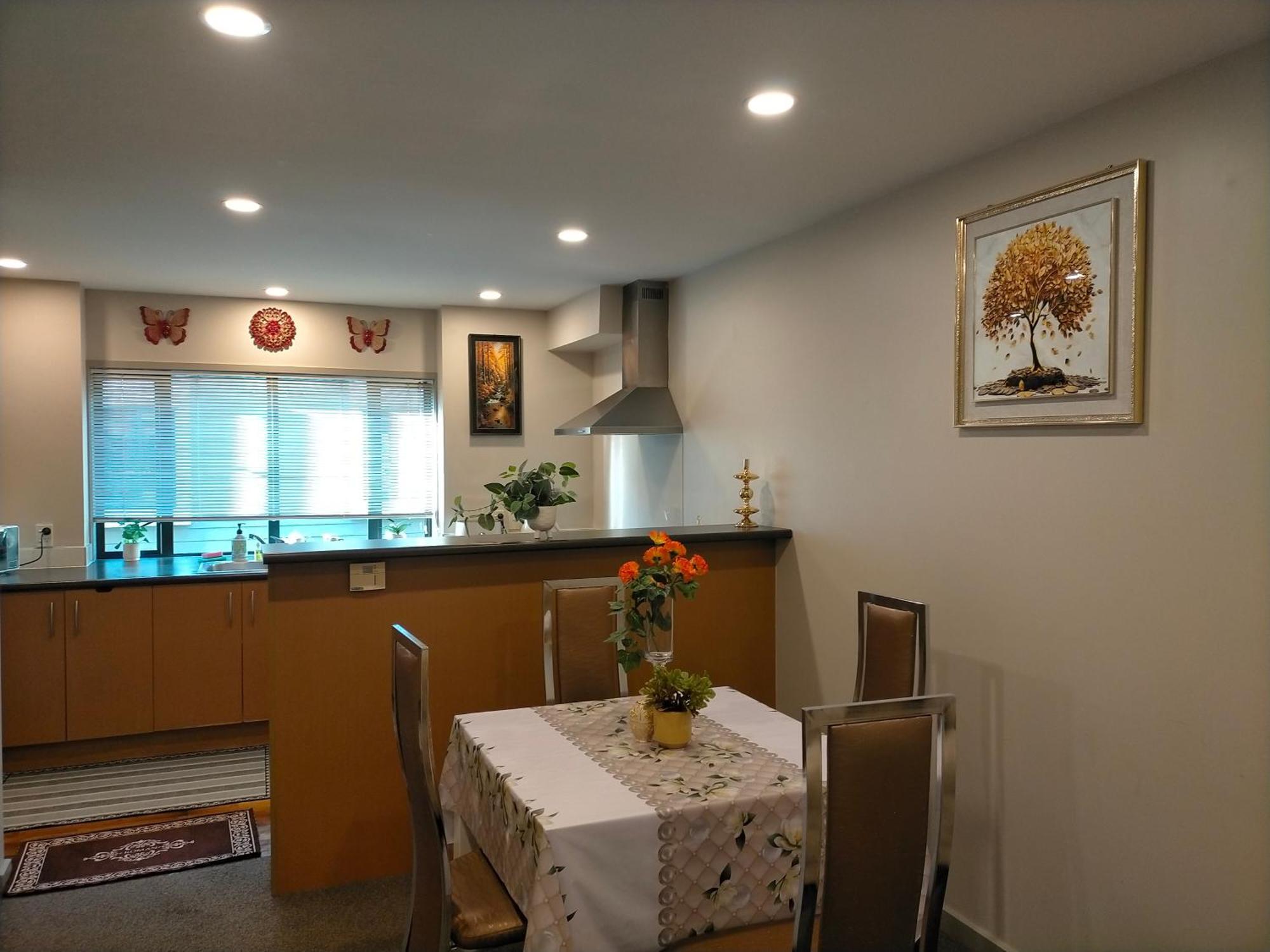 Holiday home Parnell! Elegant & Modern 3bedroom Townhouse - Cbd Auckland