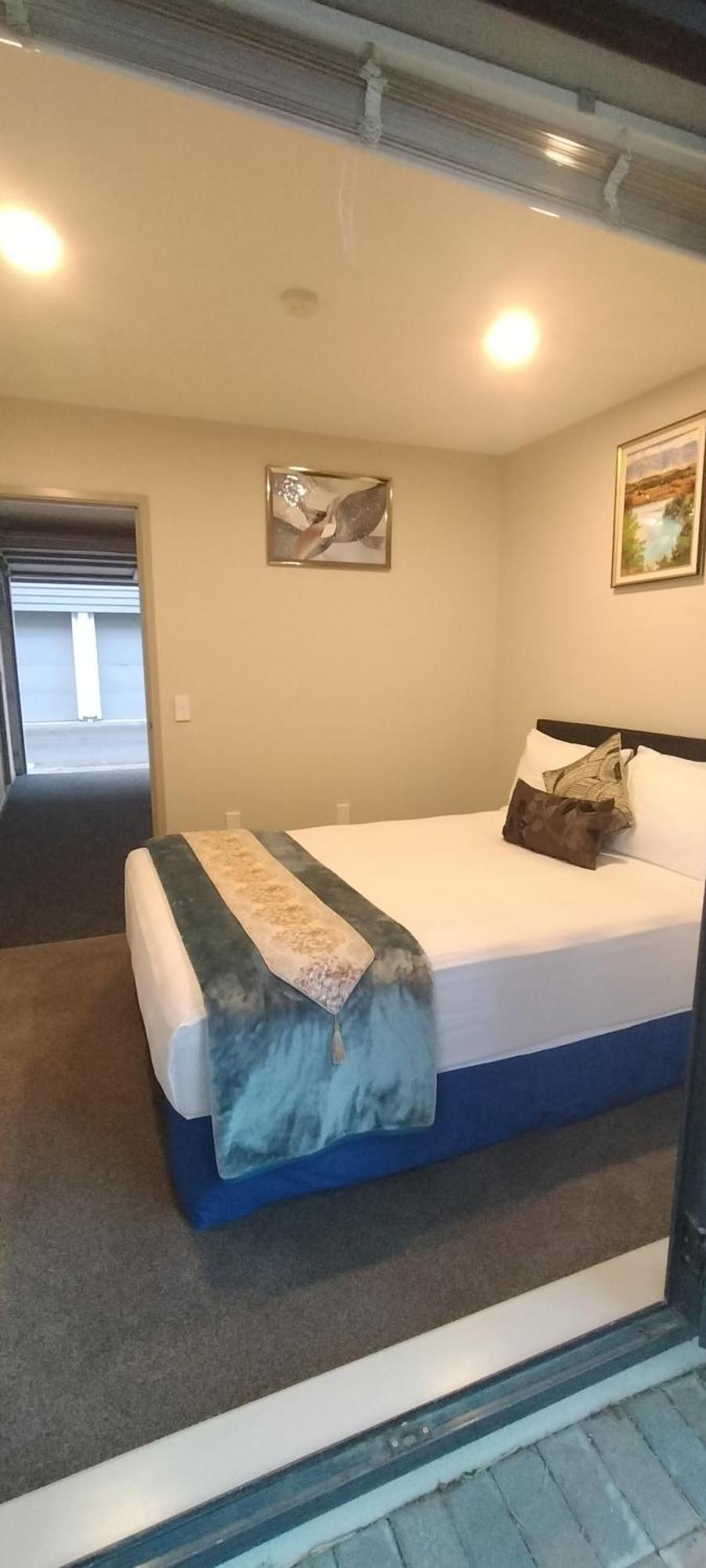 Parnell! Elegant & Modern 3bedroom Townhouse - Cbd Auckland